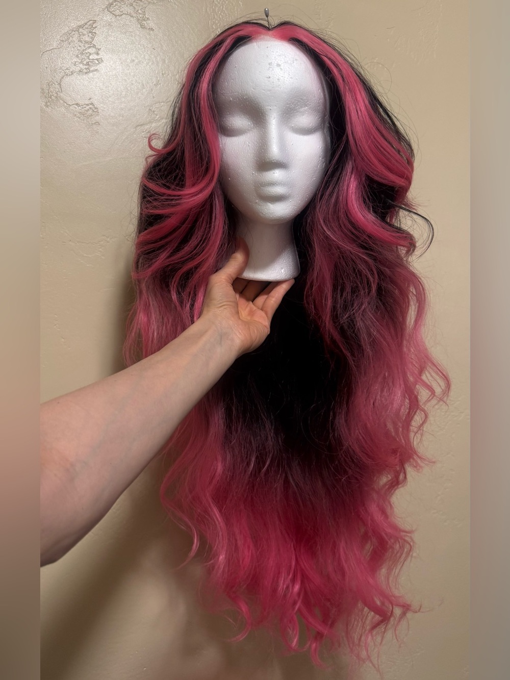 Pink Ombre Long Wavy Women’s Synthetic Wig - Picture 5 of 17